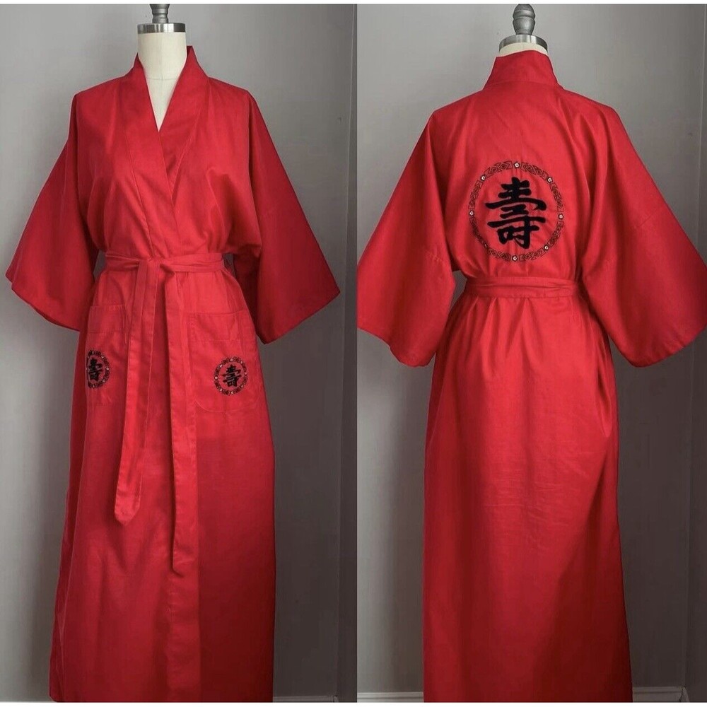 Vintage 70s Embroidered Kimono Robe with pockets Red Black Asian Symbol L